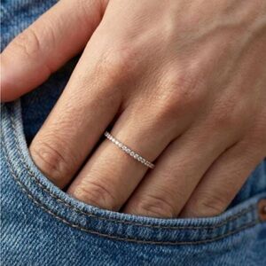 Hello Noemie Petite Diamond Band Ring Size 5.75